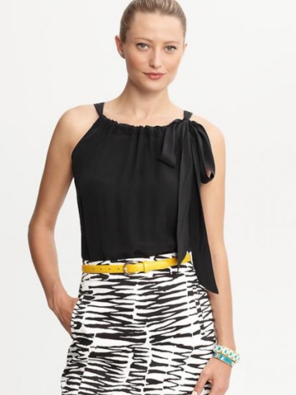 Silk banana republic X Trina Turk Sleeveless Black Tie-Neck halter  Top